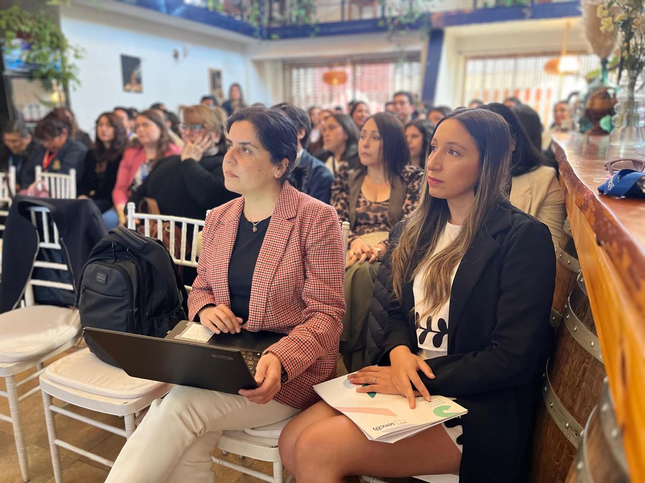 La Convención Anual de la OMIL de la Región de Ñuble sirvió de marco para que Plan Humano entregara una charla magistral que capturó la atención de los asistentes: La Inteligencia Artificial a Nivel Territorial: Oportunidades y Desafíos para la Gestión de Personas.